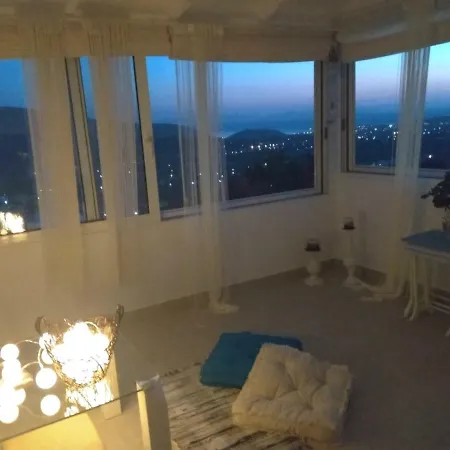 Outstanding Panoramic View, 10΄ Beach, 20΄ Airport Dom wakacyjny Olimbos